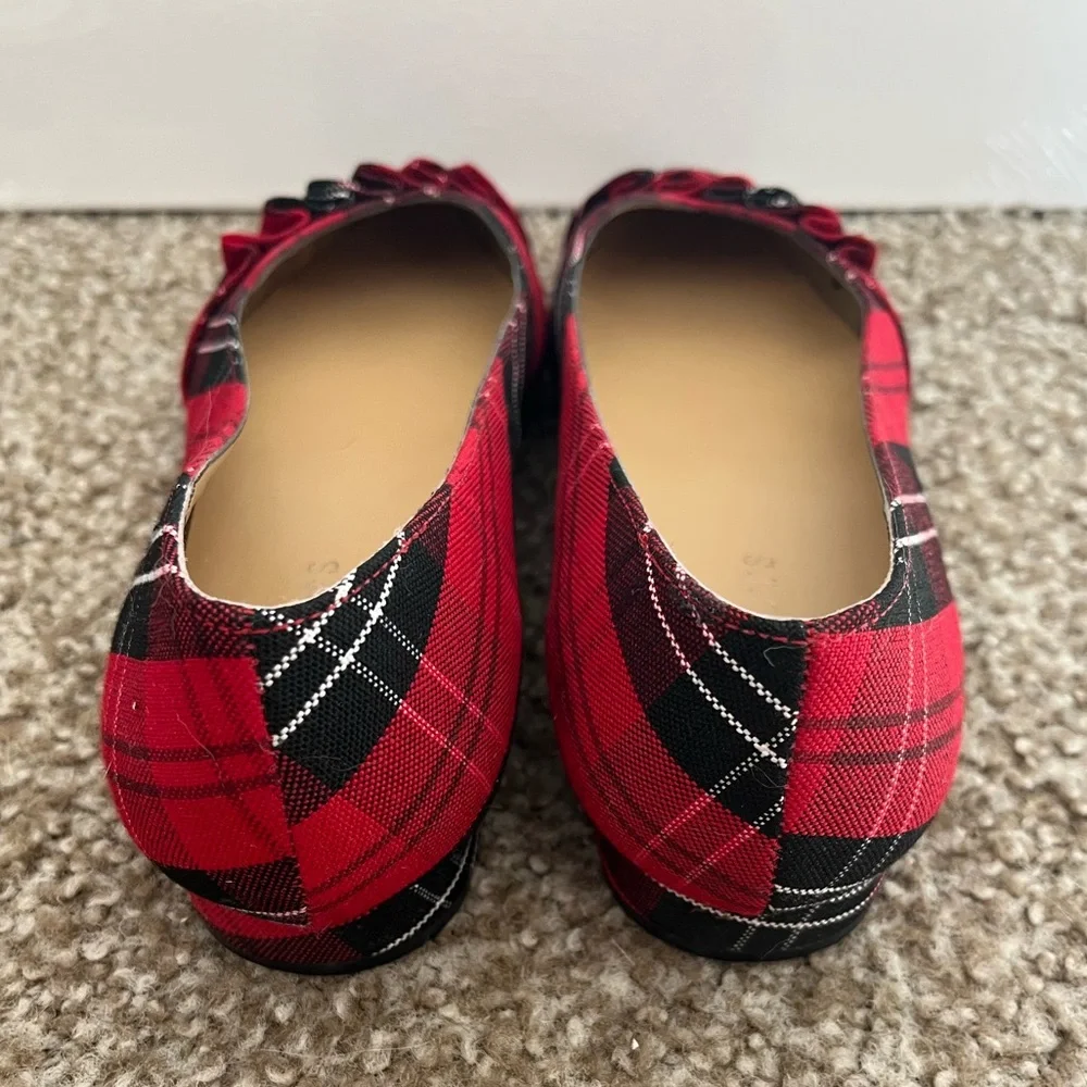 Talbots red and black plaid flats, Size 7M - Picture 4 of 7